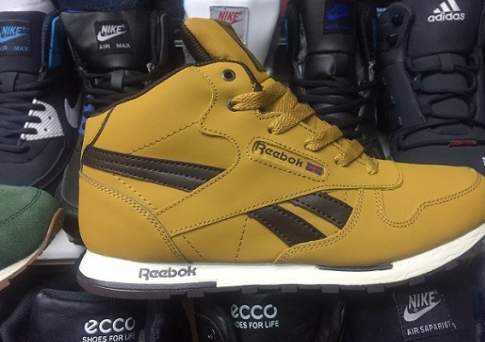 В Алматы выявлен цех по производству поддельной спортивной обуви марок Adidas и Reebok